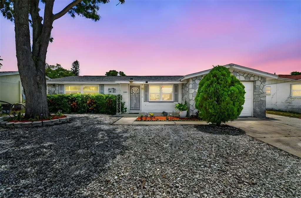 1150 GRAND BOULEVARD HOLIDAY, FL 34690
