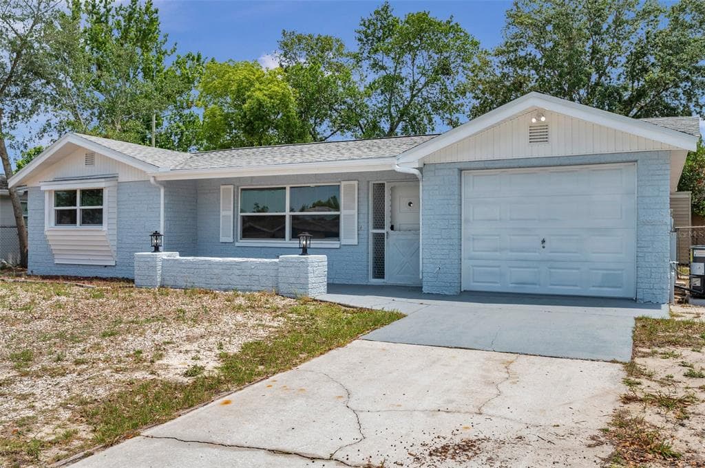 10900 QUEENS ROAD PORT RICHEY, FL 34668