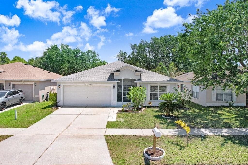 13523 PRESTWICK DRIVE RIVERVIEW, FL 33579