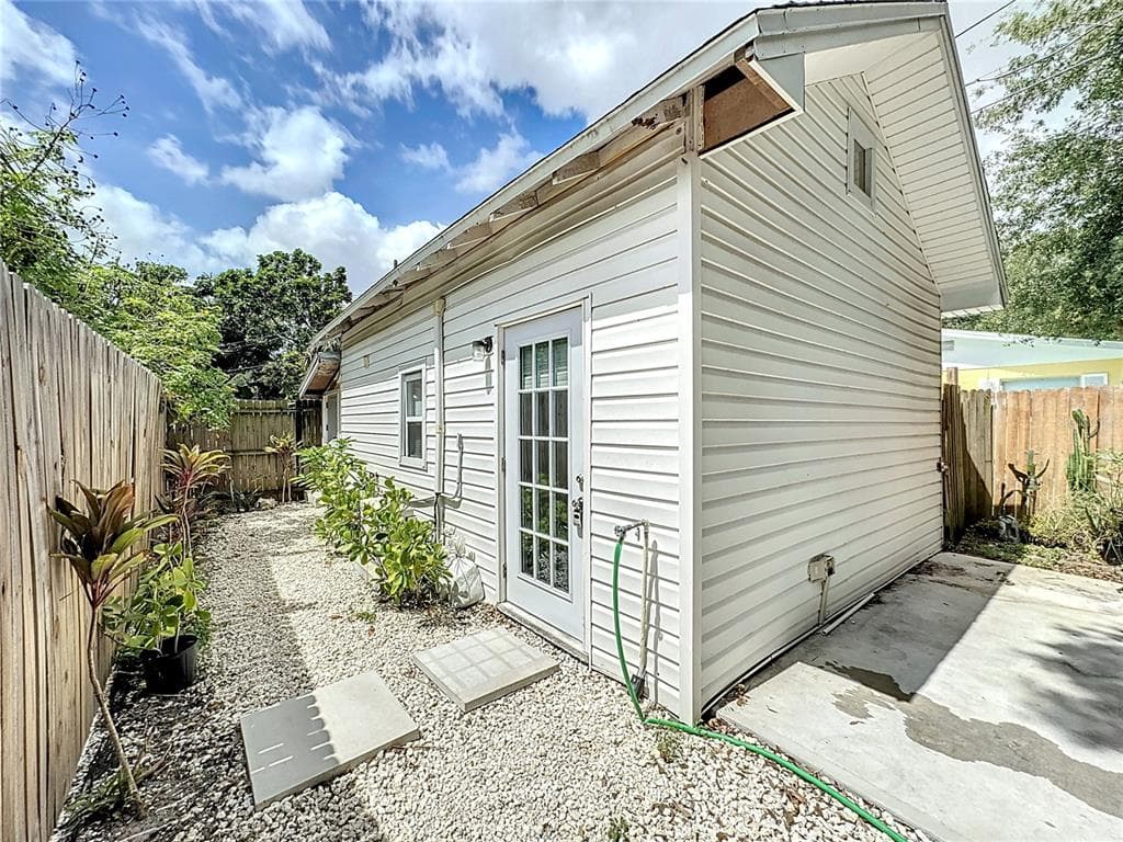 4952 21ST STREET N UNIT Rear ST PETERSBURG, FL 33714