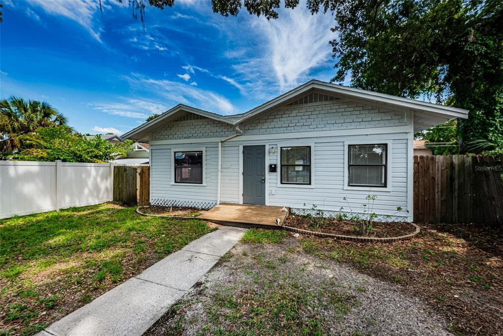 2443 2ND AVENUE S ST PETERSBURG, FL 33712