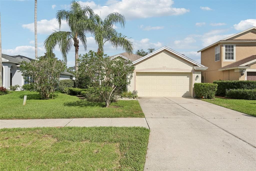 3311 STONEBRIDGE TRAIL VALRICO, FL 33596