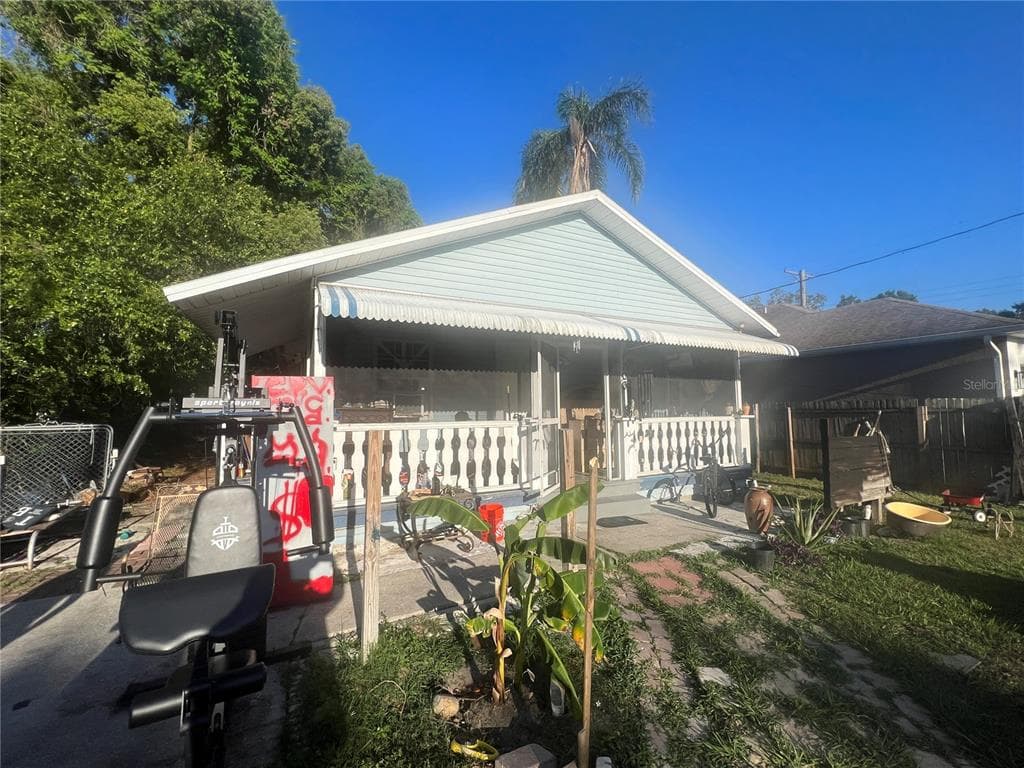 8203 N SEMMES STREET TAMPA, FL 33604