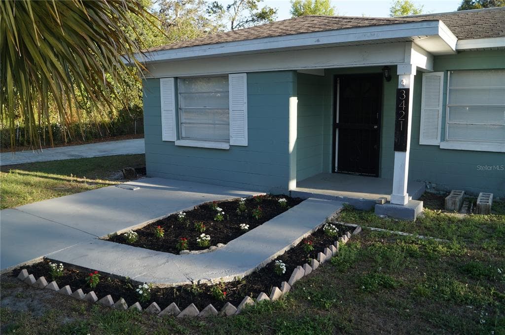 3421 E POWHATAN AVENUE TAMPA, FL 33610