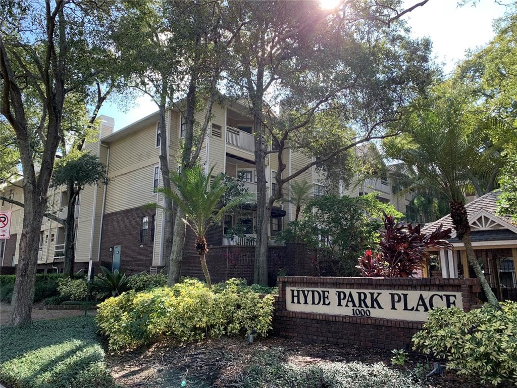 1000 W HORATIO STREET UNIT 322 TAMPA, FL 33606