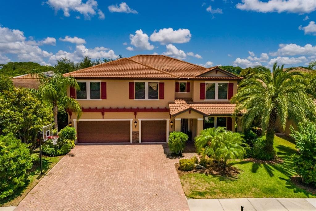 4611 GRAND PRESERVE PLACE