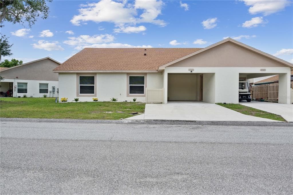 4163 OAK LOOP MULBERRY, FL 33860