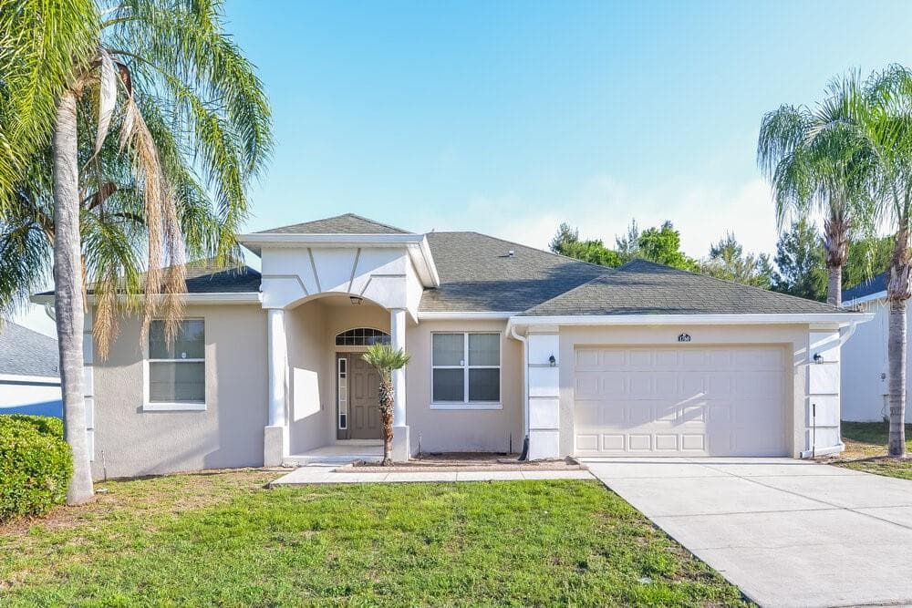 1760 NATURE COVE LANE CLERMONT, FL 34711