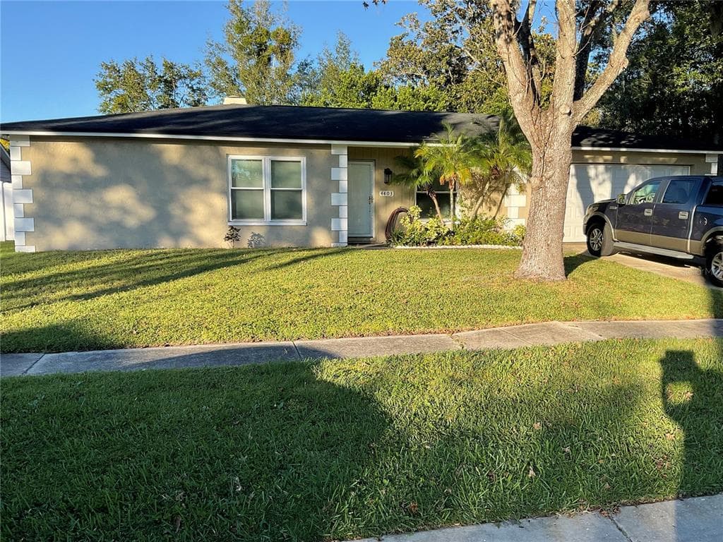 4403 WILLOWRUN LANE TAMPA, FL 33624
