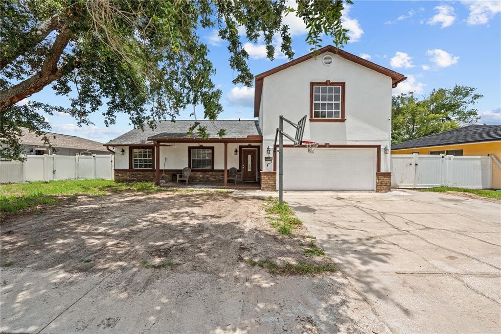 3104 APRICOT STREET