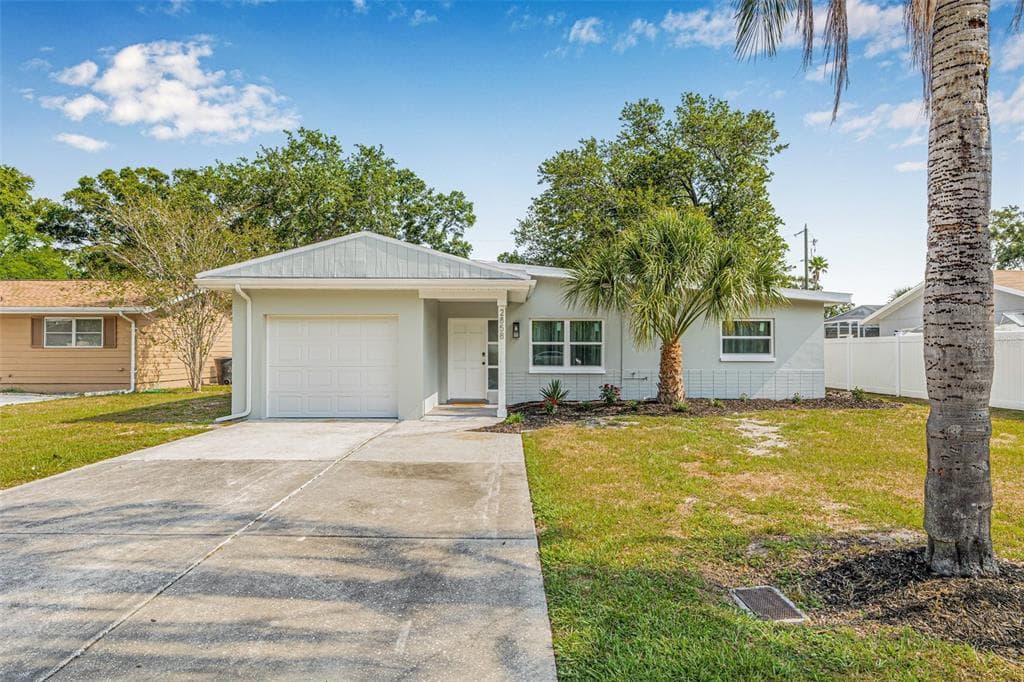 2858 STATE ROAD 590 CLEARWATER, FL 33759