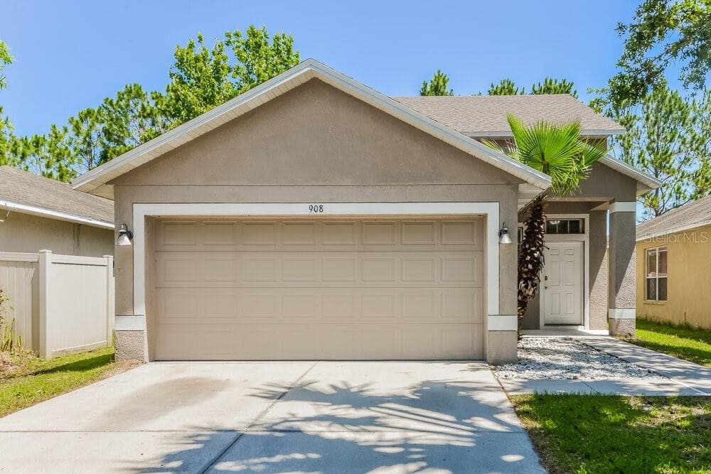 908 LARWOOD PINE DRIVE RUSKIN, FL 33570