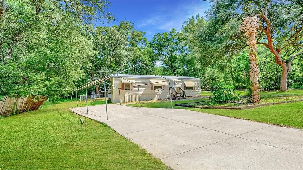 2433 E NORTH STREET INVERNESS, FL 34453