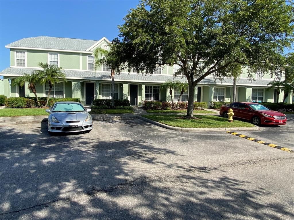 11541 DECLARATION DRIVE TAMPA, FL 33635
