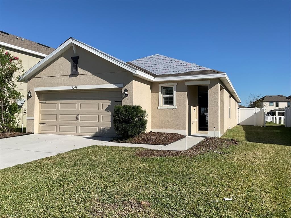 4045 LINDEVER LANE PALMETTO, FL 34221