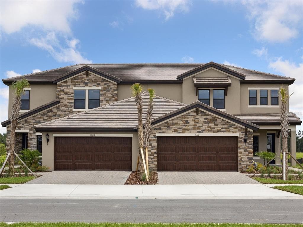35609 STABLETON LANE ZEPHYRHILLS, FL 33541