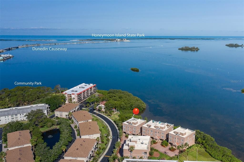 2750 RESERVE COURT UNIT 101 DUNEDIN, FL 34698