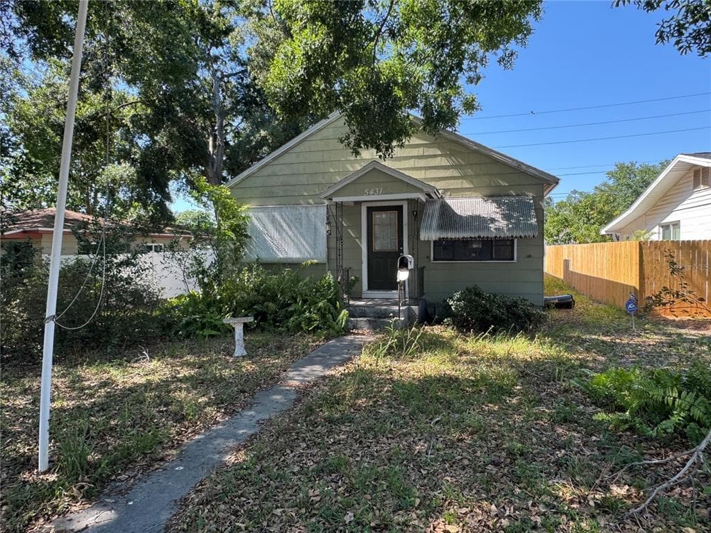 5431 DARTMOUTH AVENUE N ST PETERSBURG, FL 33710