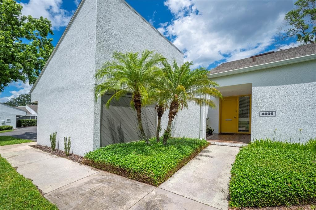 4006 CYPRESS LANE #4006 UNIT 4006 TAMPA, FL 33618