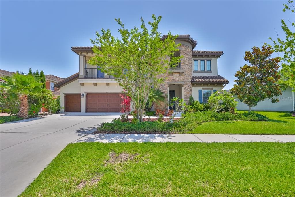 6913 PARK STRAND DRIVE