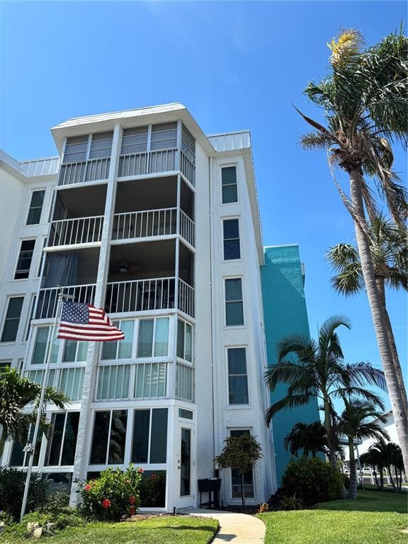 4904 38TH WAY S UNIT 417 ST PETERSBURG, FL 33711