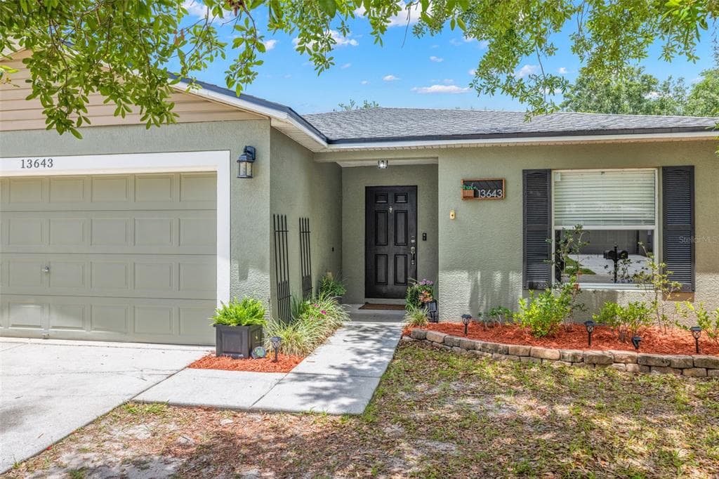 13643 TRAMORE DRIVE ODESSA, FL 33556