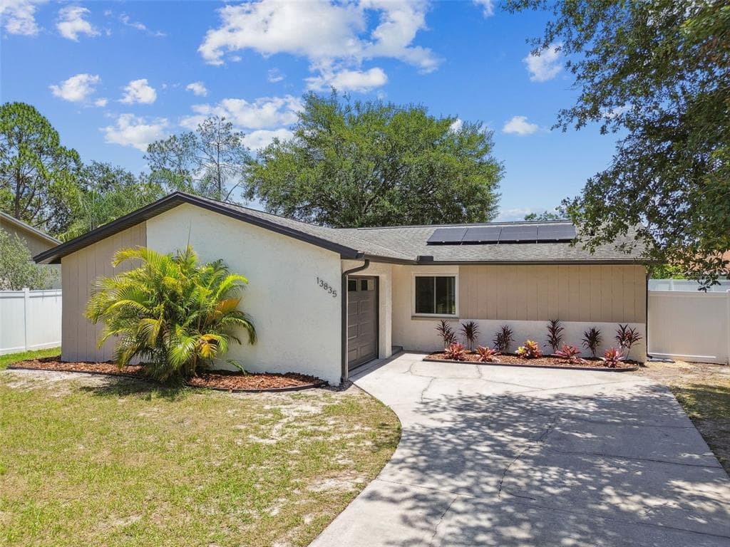 13835 PATHFINDER DRIVE TAMPA, FL 33625