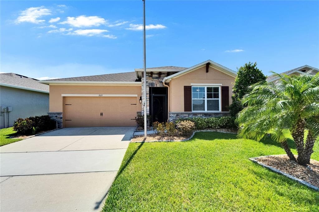 2612 CANYON CREST DRIVE LAKELAND, FL 33811