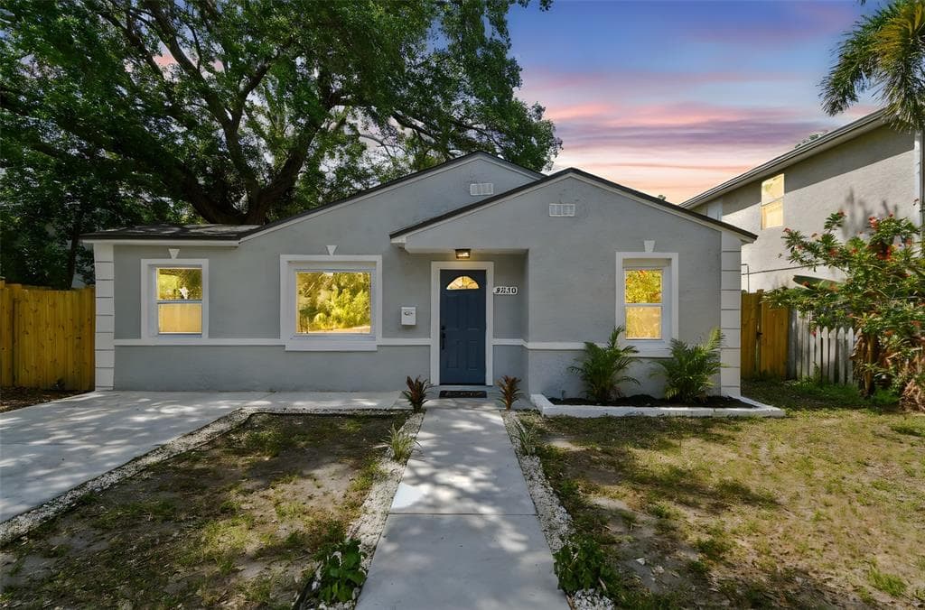 2230 MELROSE AVENUE S ST PETERSBURG, FL 33712