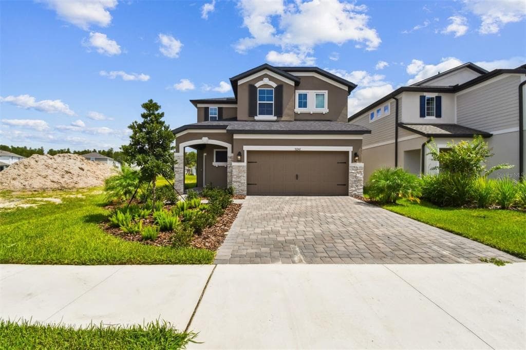 31241 PENDLETON LANDING CIRCLE WESLEY CHAPEL, FL 33545