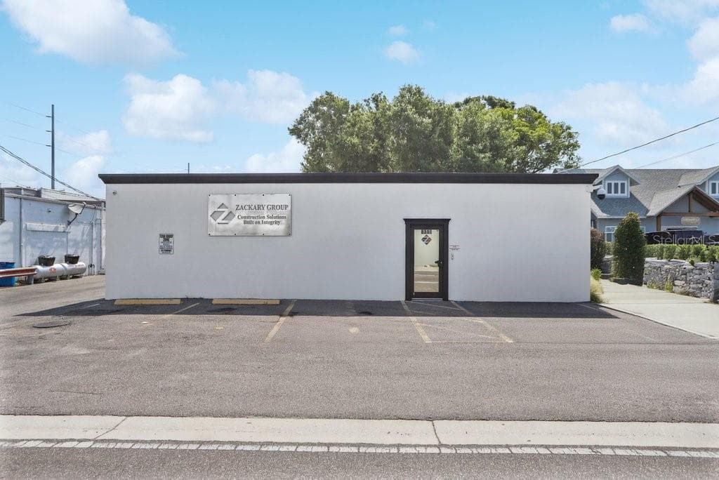 8319 N HABANA AVENUE TAMPA, FL 33614