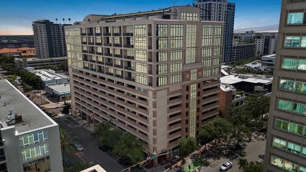 175 S 2ND STREET S UNIT PH-16 ST PETERSBURG, FL 33701