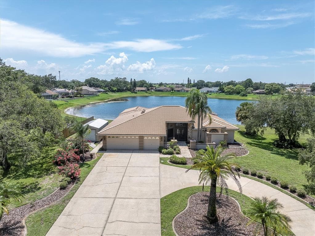 8827 SCOUT LAKE COURT NEW PORT RICHEY, FL 34654