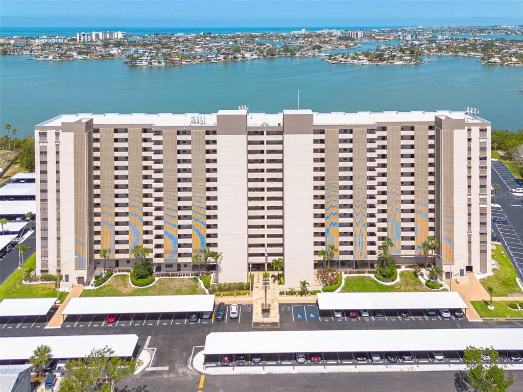 7050 SUNSET DRIVE S UNIT 1401 SOUTH PASADENA, FL 33707