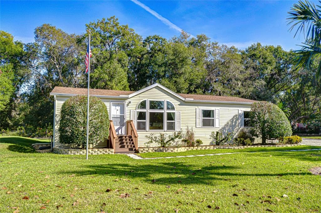 8342 FUSSELL DRIVE WESLEY CHAPEL, FL 33545