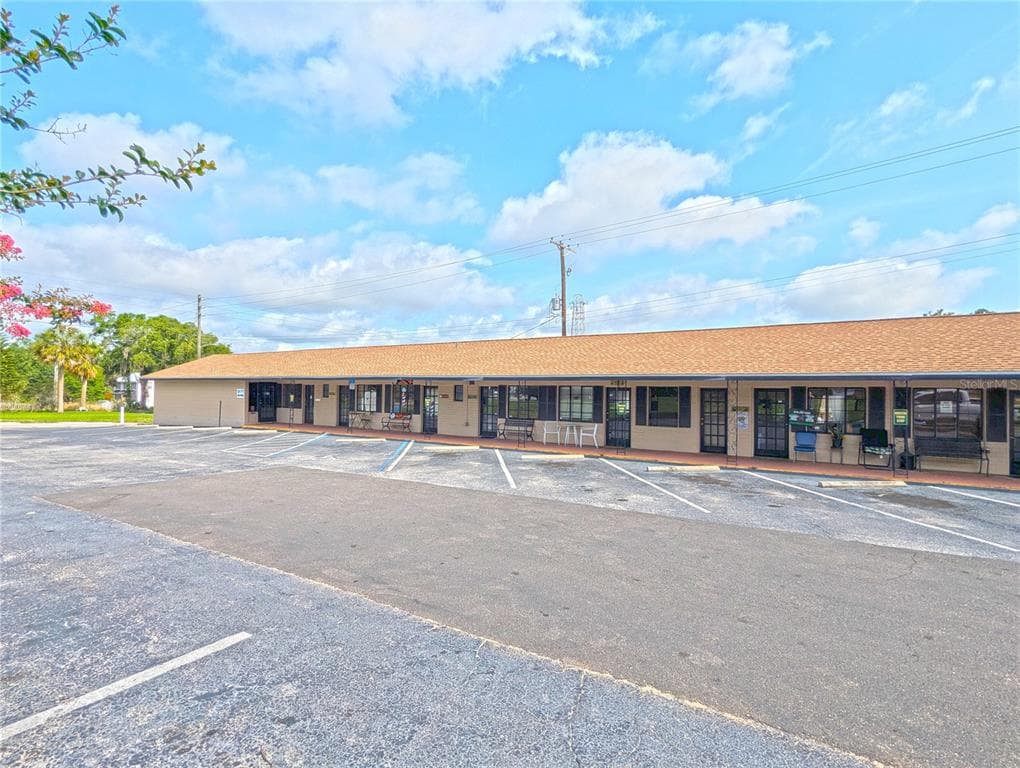 13951 7TH STREET UNIT 10 DADE CITY, FL 33525