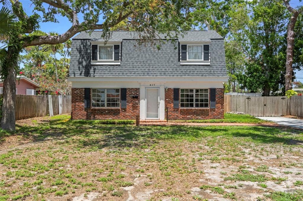 417 66TH AVENUE S ST PETERSBURG, FL 33705