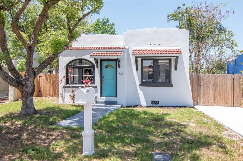 513 W PARIS STREET TAMPA, FL 33604
