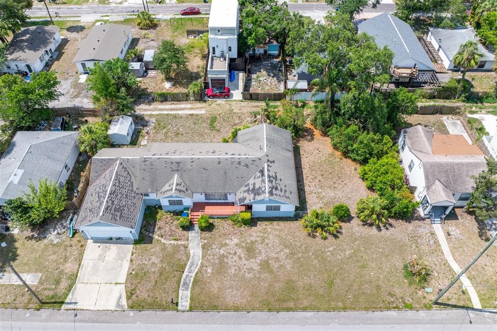 1112 W LA SALLE STREET TAMPA, FL 33607