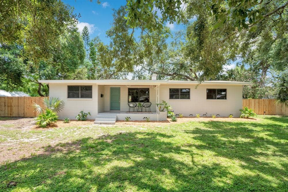 312 PALENCIA PLACE LAKELAND, FL 33803