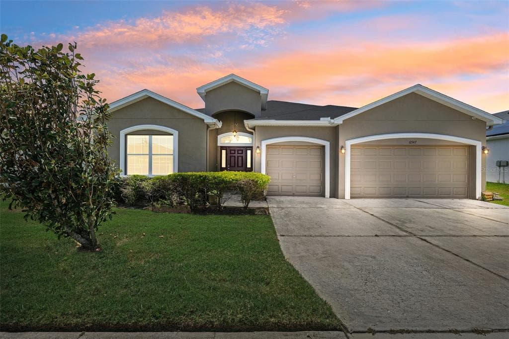 6547 CASTLE GREEN PLACE ZEPHYRHILLS, FL 33541