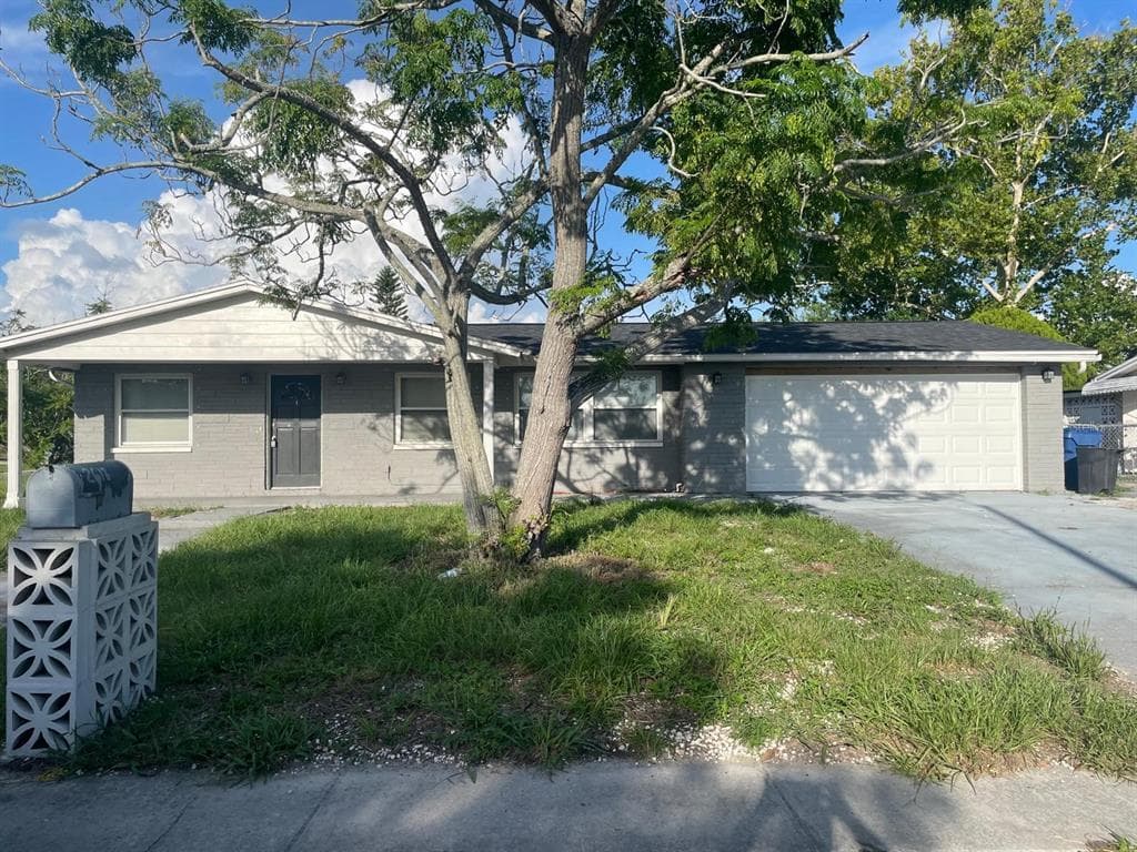 2618 ALMOND DRIVE