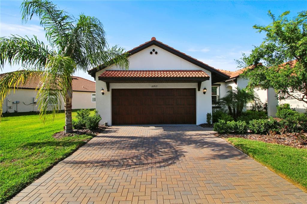 16913 ANCHOR ROOT STREET WIMAUMA, FL 33598