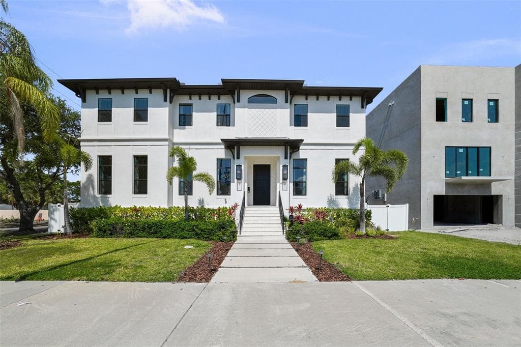 403 E DAVIS BOULEVARD TAMPA, FL 33606