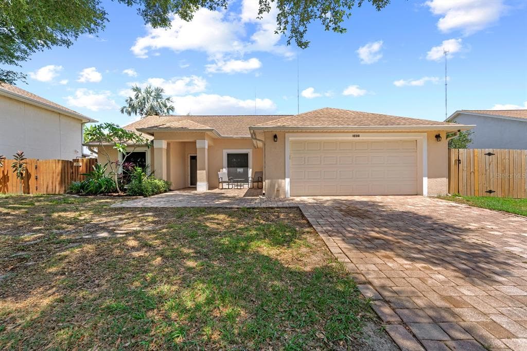 10310 SALISBURY STREET RIVERVIEW, FL 33569