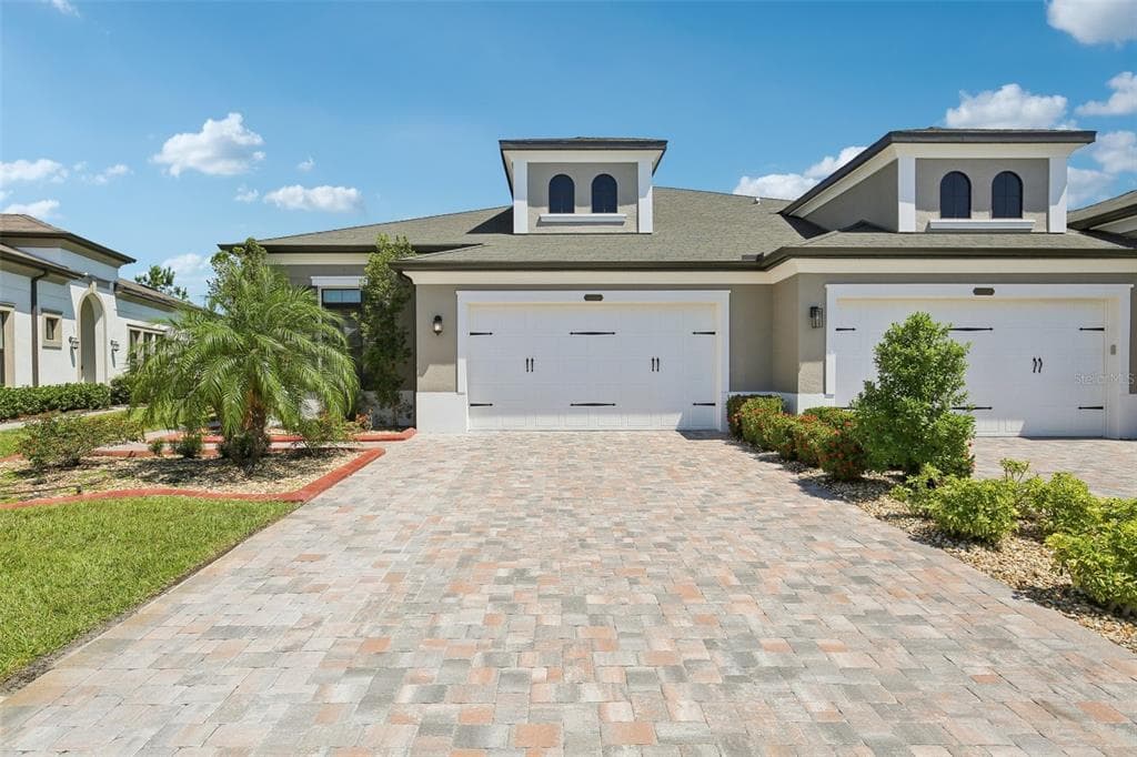4325 BARLETTA COURT WESLEY CHAPEL, FL 33543
