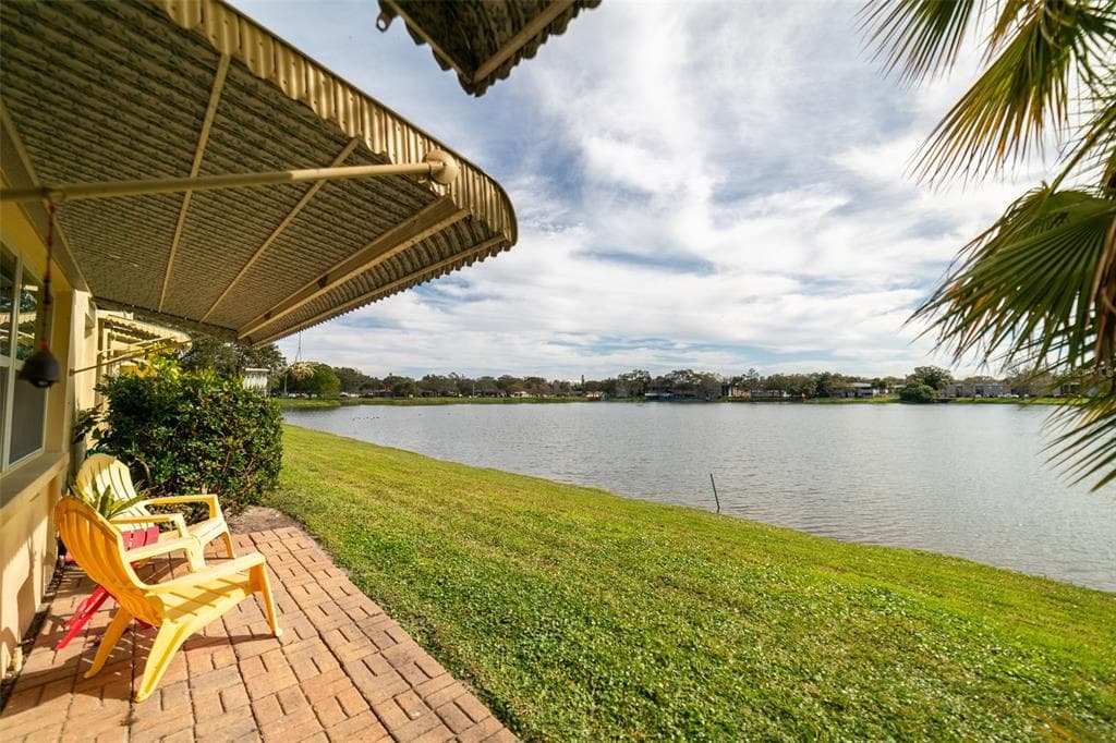 3850 13 AVENUE N UNIT 113 ST PETERSBURG, FL 33713