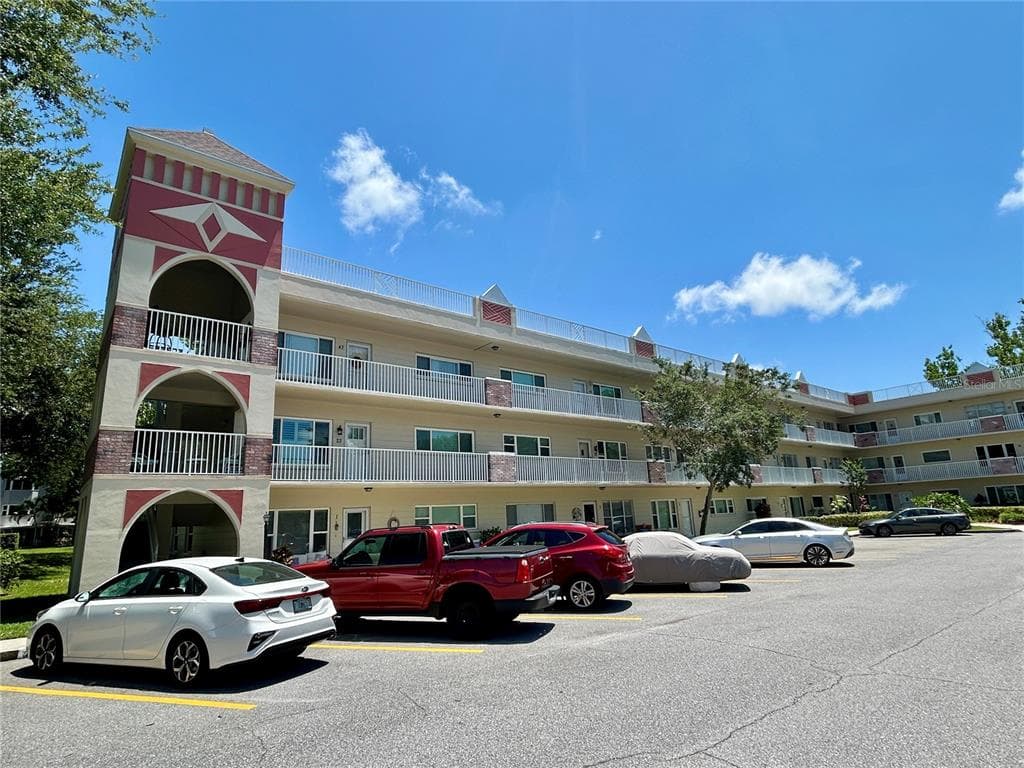 2263 AMERICUS BOULEVARD E UNIT 25 CLEARWATER, FL 33763