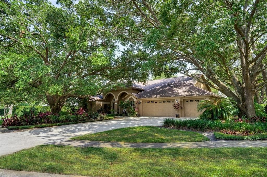 17321 OAK LEDGE DRIVE