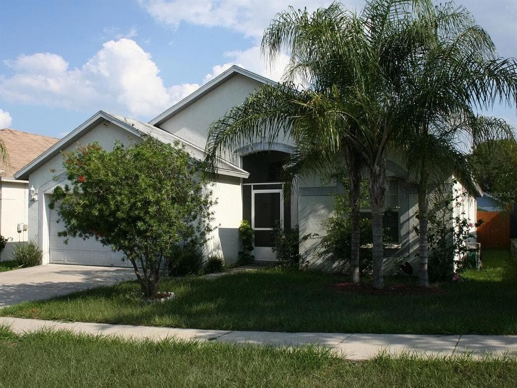 11009 CONNACHT WAY TAMPA, FL 33610